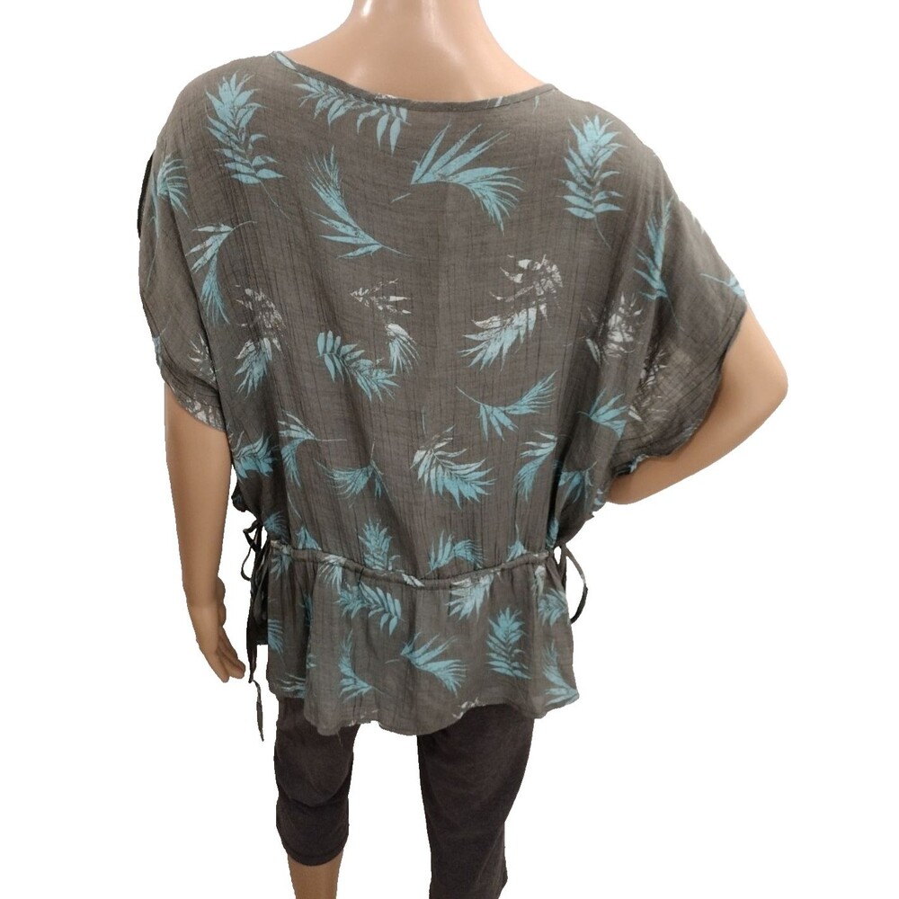 Hope & Harlow Women's 2X Dark Olive Grey Blue Tropical Leaves Plus Size Blouse - Picture 2 of 7